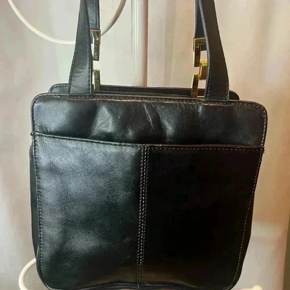 Mano Black Leather classic style shoulder bag - Picture 9 of 12